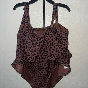 2 piece leopard print bathing suit